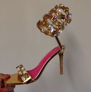 Gold Embellished Rhinestone Gladiator Heeled Sandals Size 8